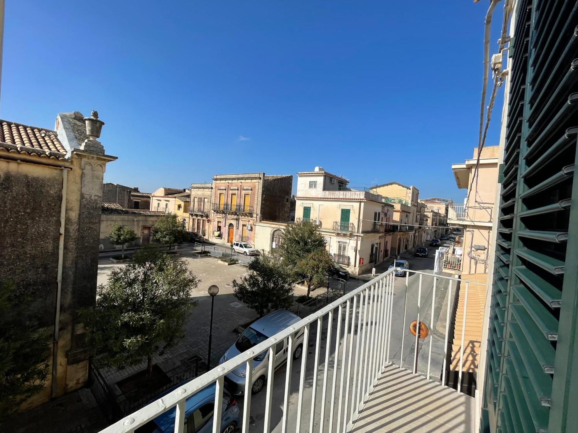 Casa Crispi Hotel Noto Luaran gambar